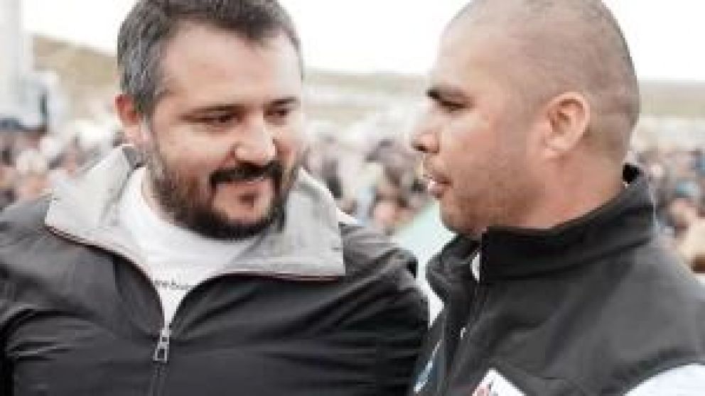 El intendente de Caleta Olivia aseguró que se vana defender los puestos de trabajo de los petroleros y los sectores que viven de las actividades alrededor de los pozos maduros que YPF quiere abandonar. Dijo que la empresa se desentendió del pasivo ambien