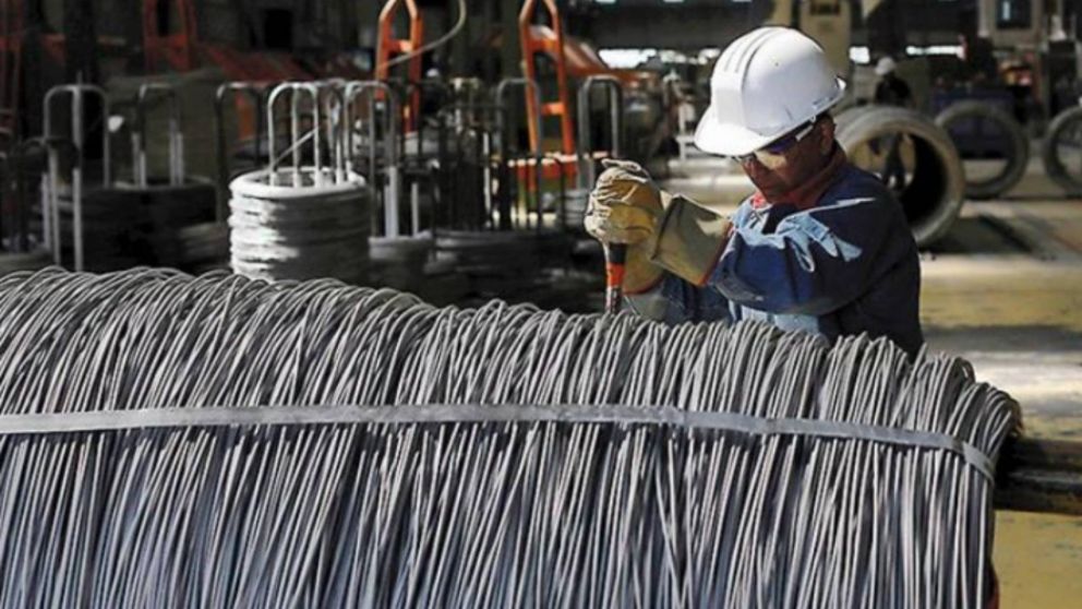 En 6 meses el PBI promedia una contracción del 1,9% anual