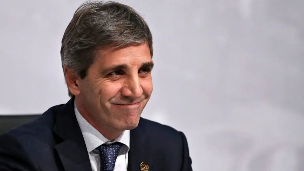 Caputo cruzó a Grabois en Twitter