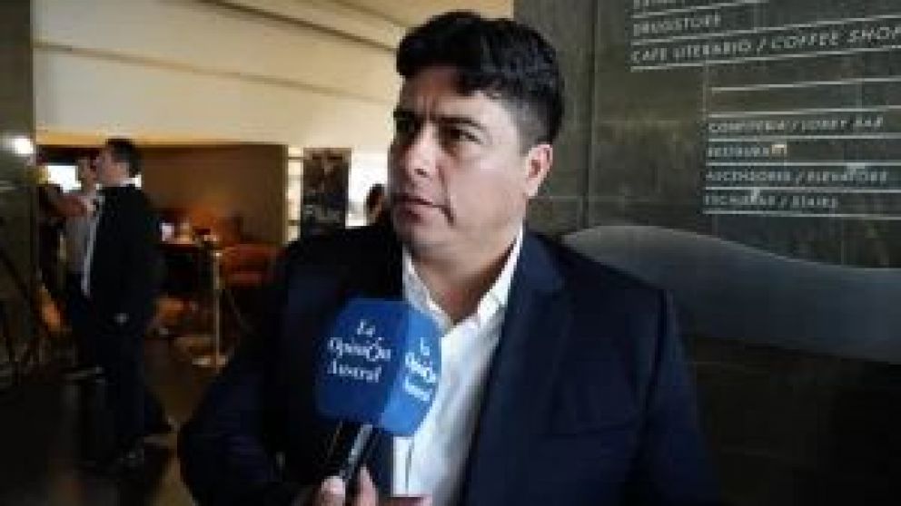 Tras la cumbre de gobernadores patagónicos, donde se fijaron posiciones de cara a lo que será la reunión con Javier Milei, el mandatario de Santa Cruz conversó en exclusiva con La Opinión Austral. Sostuvo que "si todos queremos exactamente lo mismo, que
