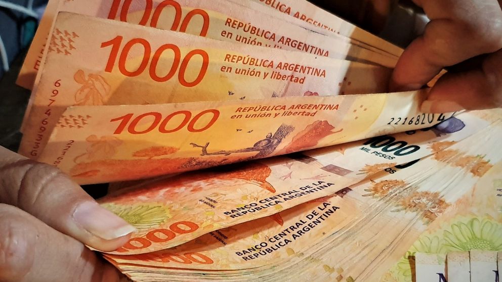 Bancarios cerraron paritaria con un salario básico de 667.343,27 pesos