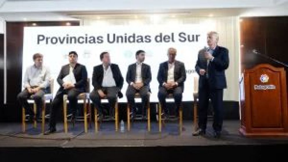 Los gobernadores anticiparon que el proyecto de constitución de esta empresa sigue en pie, pero que se seguirá avanzando con los equipos técnicos de cada provincia ya que no es una cuestión sencilla de resolver.