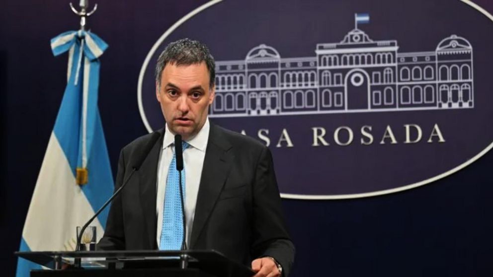 Conferencia de prensa de Manuel Adorni en la Casa Rosada