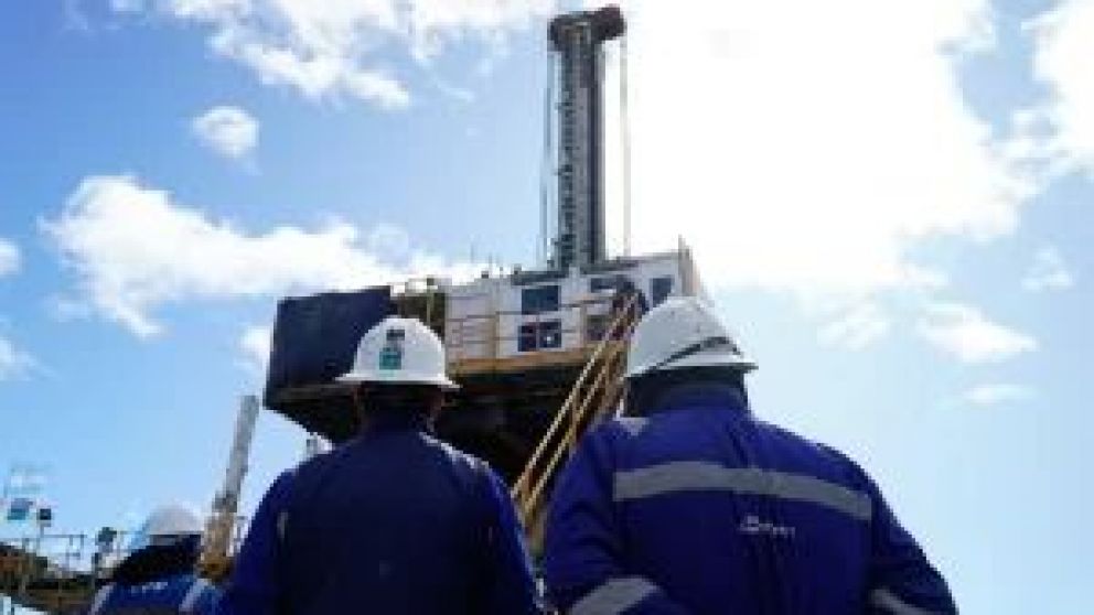 Este 25 de marzo se haría público el resultado del primer pozo exploratorio en la roca madre de Palermo Aike. En paralelo se oficializó, en el último Boletín Oficial, la prórroga del permiso de exploración no convencional a la UTE YPF y CGC en Paso Fuhr,