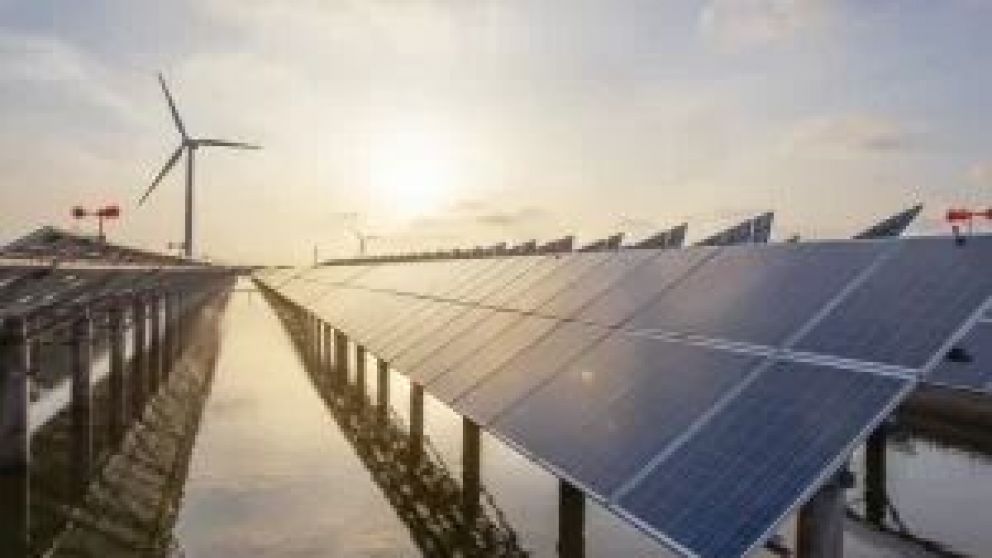 El secretario de Energía de la Nación, Eduardo Javier Rodríguez Chirillo, explicó en la Future Energy Summit Argentina 2024 los lineamientos del Gobierno para avanzar en la transición energética y promover el desarrollo de fuentes renovables. Además, det