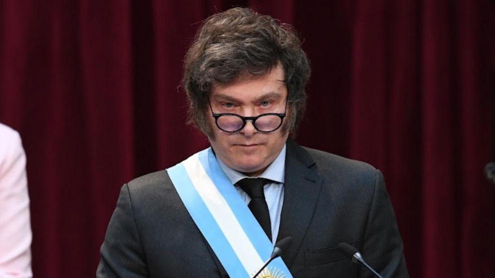 "No vamos a permitir que sigan gobernando Rosario", advirtió Milei