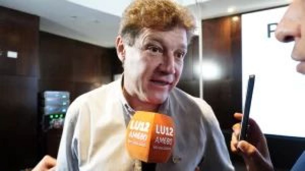 El gobernador de Tierra del Fuego, Gustavo Melella, conversó con La Opinión Austral tras la conferencia de prensa que brindaron los mandatarios de la región patagónica. "Somos seis que queremos colaborar con el gobierno", dijo.