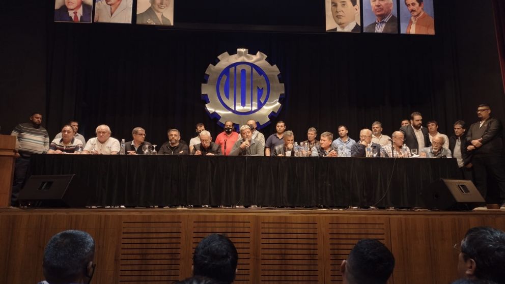 Furlán y su secretariado nacional en mandato, desarrollan su segundo acuerdo paritario