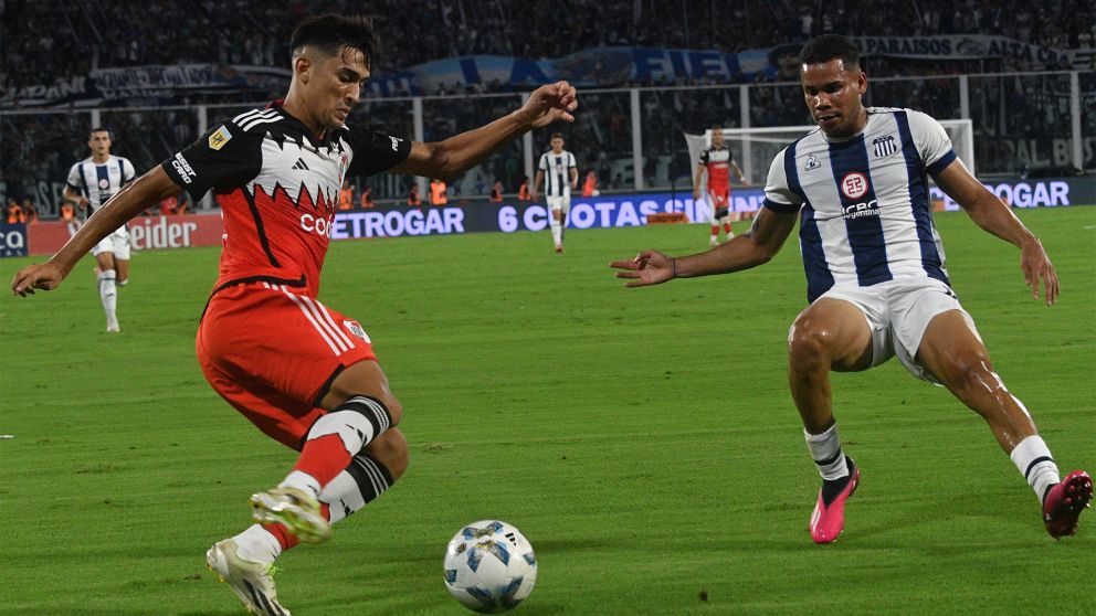 River dejó escapar el tren y Talleres lo empató ante su gente