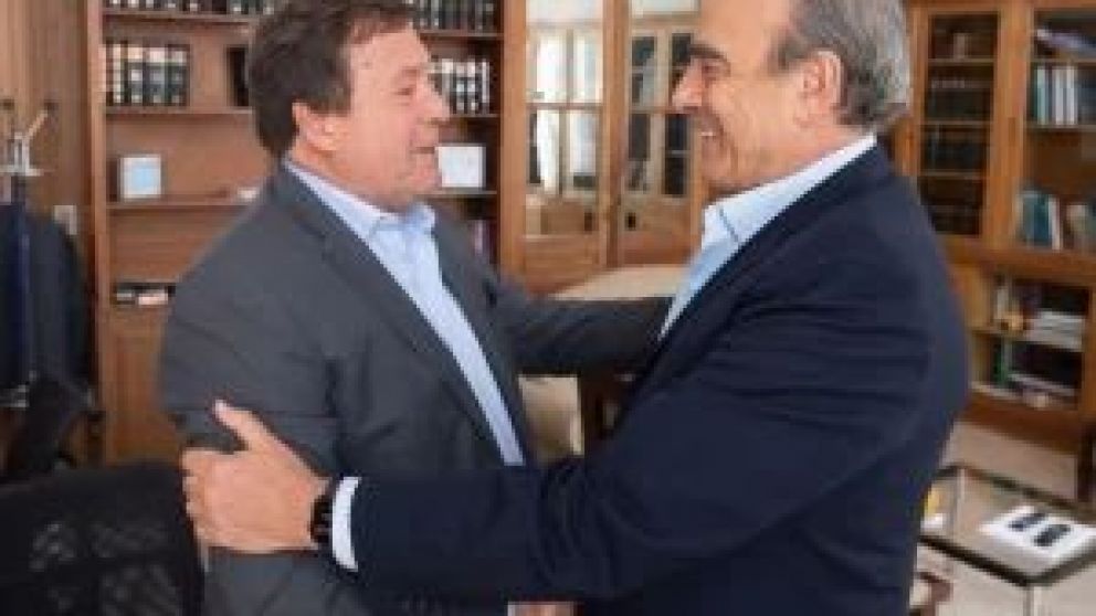 El gobernador de Río Negro se reunió con el ministro de Interior Guillermo Francos, en medio de la escalada de tensión que se originó entre los Gobernadores Patagónicos y Nación por el recorte de fondos coparticipables a Chubut.