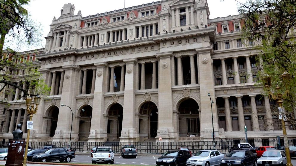 Por recurso extraordinario, la causa est� en manos de la Corte Suprema