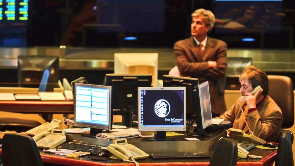 The trading floor of Buenos Aires Stock Exchange (Bolsa de Comercio de Buenos Aires) , Argentina, Tuesday, October 18, 2011Photographer Diego Giudice/Bloomberg News