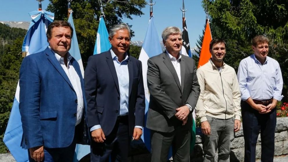 Los gobernadores salen a reclamar los recursos a la Nación y encienden la disputa