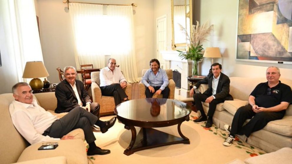 El encuentro fue en el marco de los actos oficiales por el 211º aniversario de la Batalla de Salta