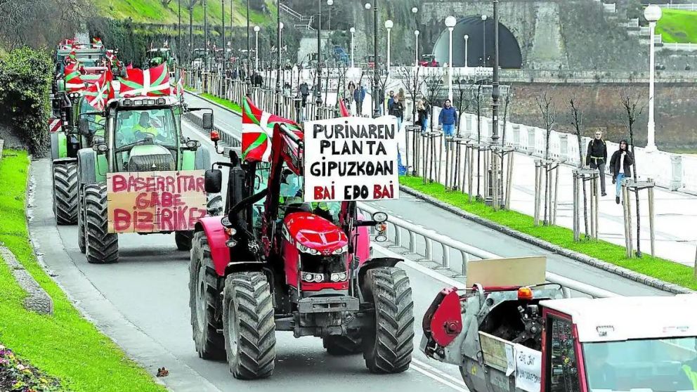 El gobierno español convoca al diálogo a organizaciones agrarias