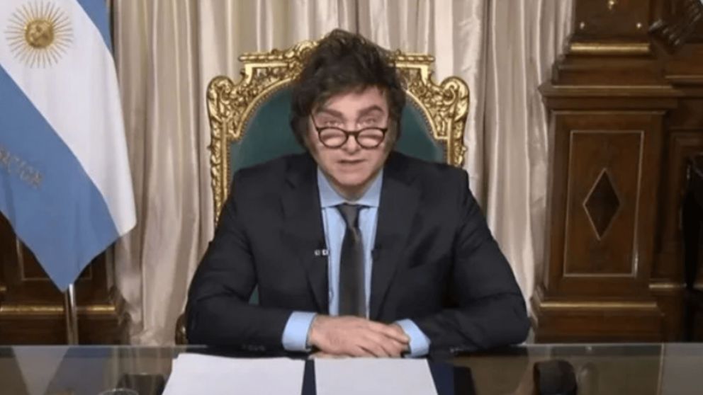 Milei solicitó las renuncias de Giordano en la Anses, y de Flavia Royón en Minería