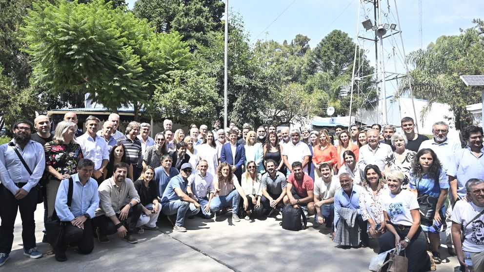 Kicillof aseguró que "se observa una caída dramática del consumo".