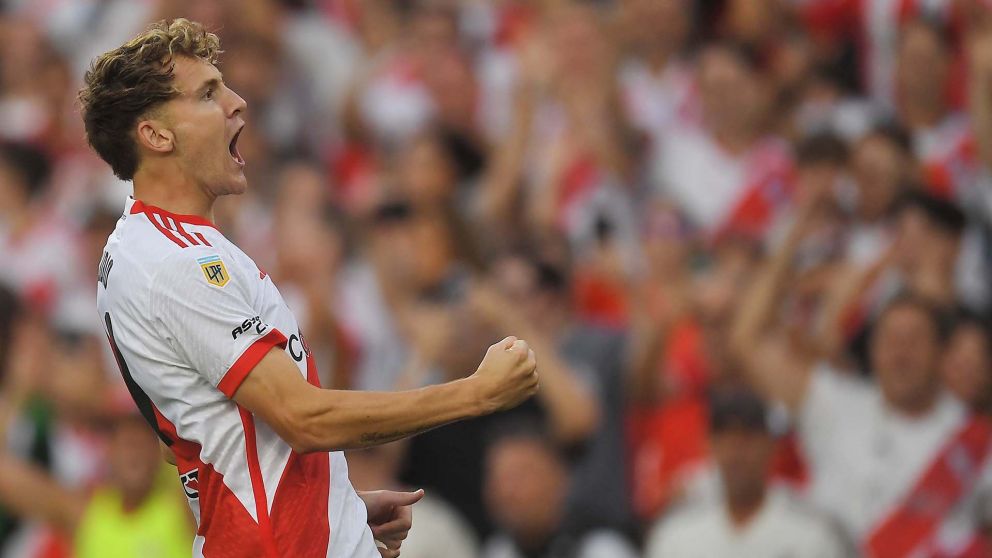 River fue una máquina y arroló a Vélez en el Monumental