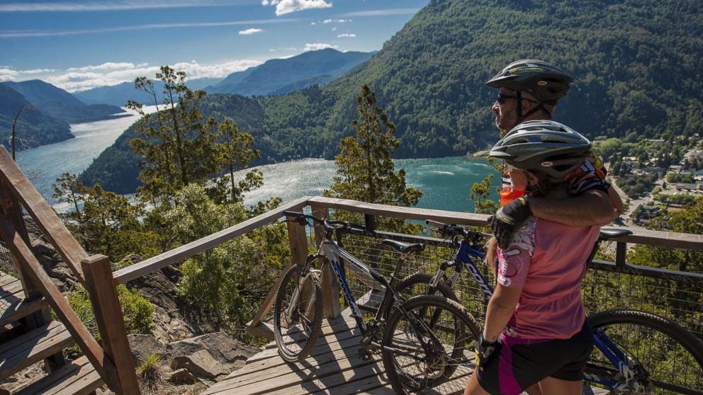 Vacaciones: en el ultimo mes y medio viajaron 17 millones de turistas, 16,8% menos