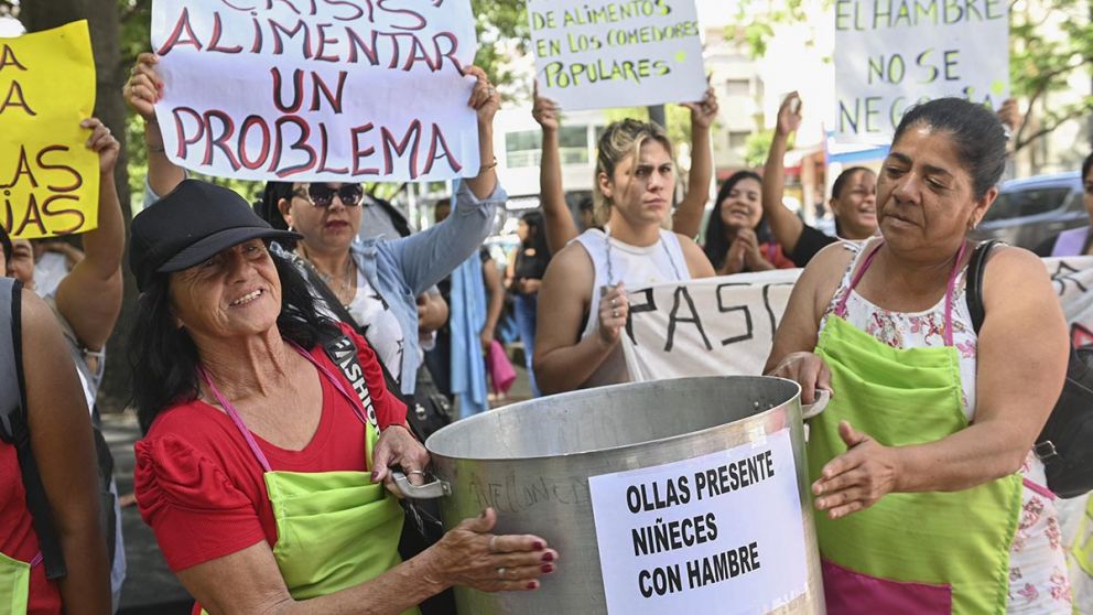 Olla popular y reclamo por Volver al Trabajo