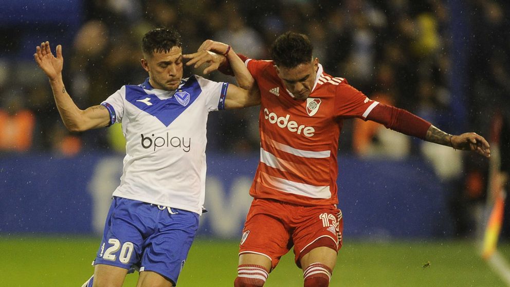 River, con los nuevos refuerzos a disposición, enfrenta a Vélez en el Monumental