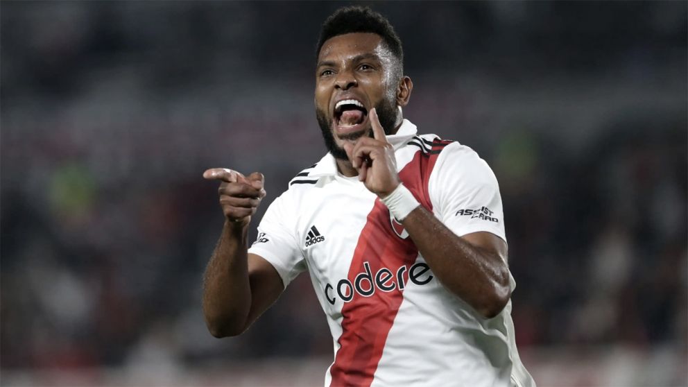 River, en medio de sus problemas por lesiones, visita a Barracas Central