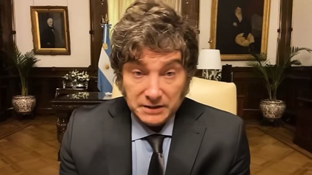 Javier Milei habló de la dolarización y la ley ómnibus en una entrevista con la periodista colombiana Patricia Janiot