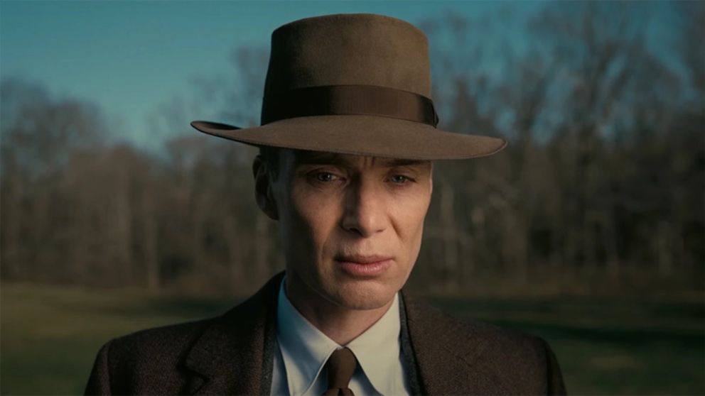 Oppenheimer lanzó su trailer oficial