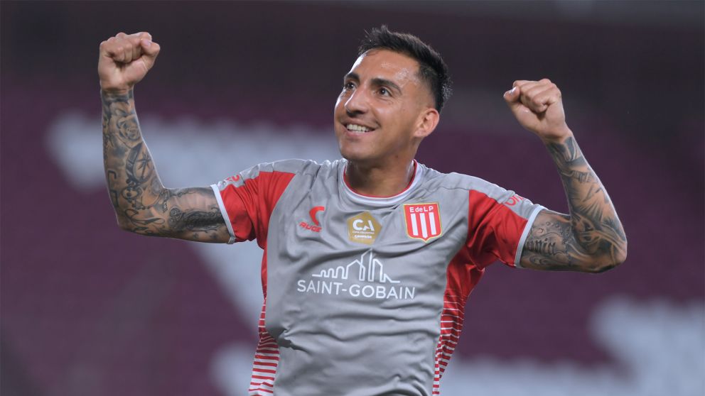 Estudiantes estrenó su título de Copa Argentina con triunfo ante Argentino de Monte Maíz
