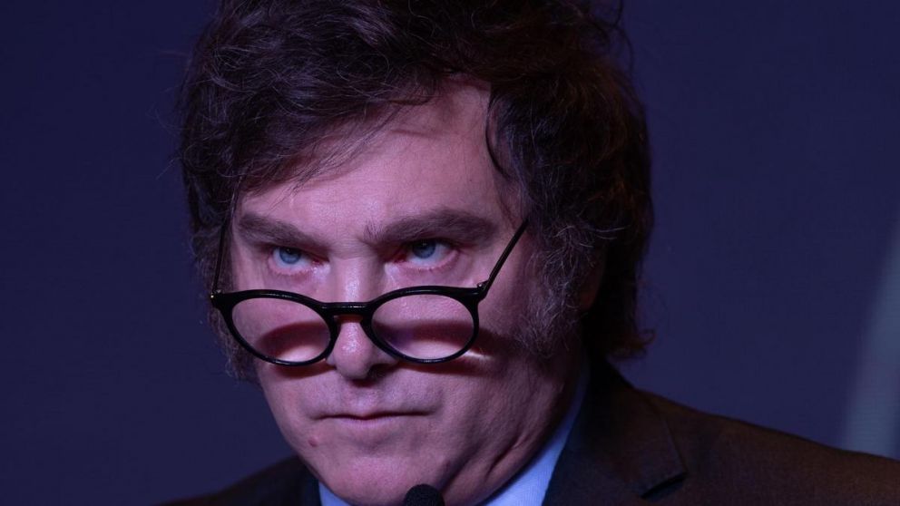 "Si no se aprueban todas las medidas económicas propuestas en la ley (Bases), el ajuste será mayor"