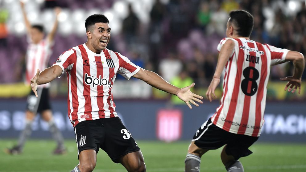 Estudiantes estrena el titulo de Copa Argentina ante Argentino de Monte Maíz