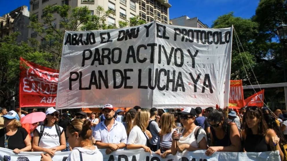 Revés para Bullrich