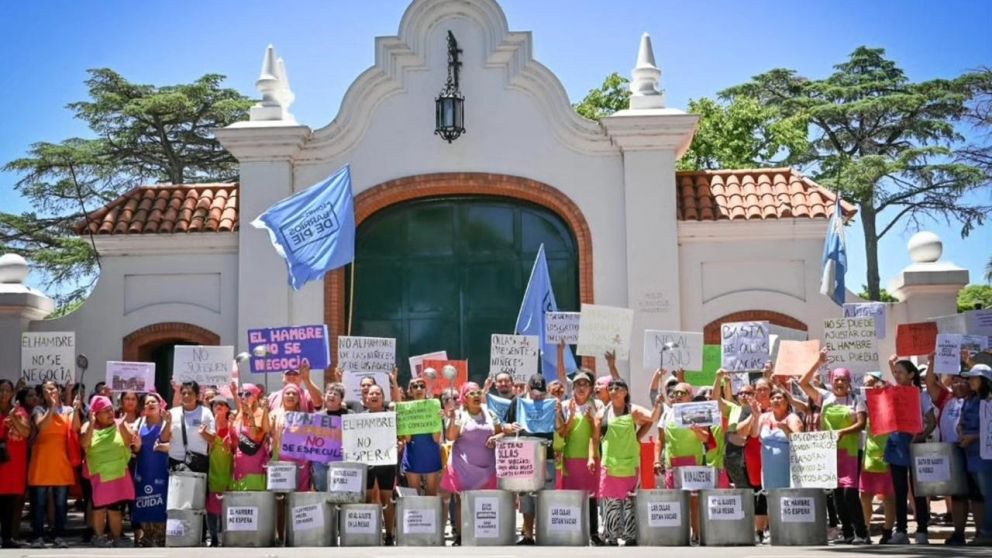 Desde Barrios de Pie piden armar una mesa de trabajo para revertir su situación de emergencia