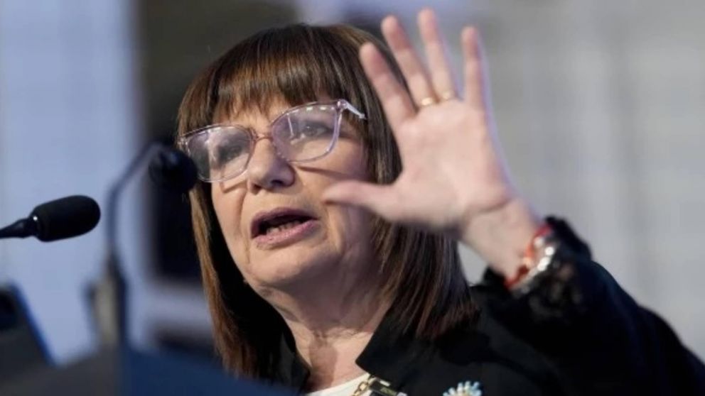 Patricia Bullrich criticó el paro de la CGT: "Es una extorsión"