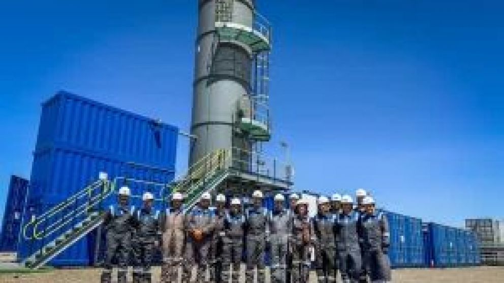 En el marco de su recorrida por las operaciones de la compañía en la Cuenca del Golfo San Jorge, el presidente de YPF se reunió con los gobernadores Claudio Vidal e Ignacio Torres.