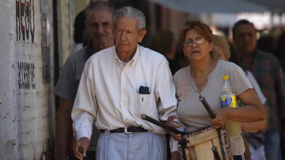 Hay dos propuestas para establecer los aumentos a los jubilados