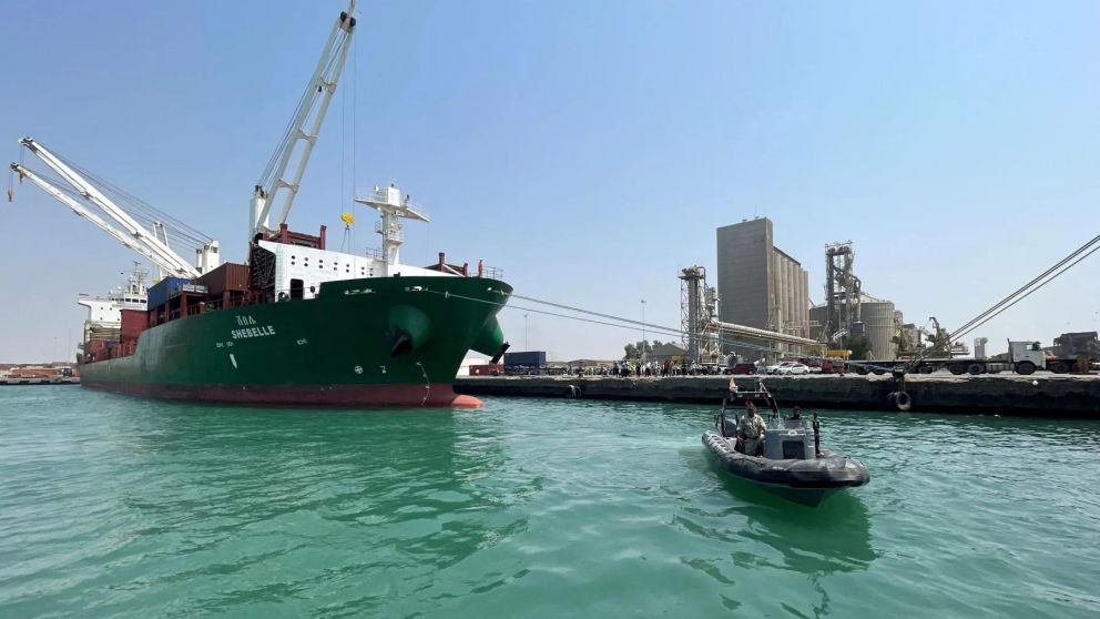 Fuerte suba de los costos logísticos mundiales por ataques en el Mar Rojo