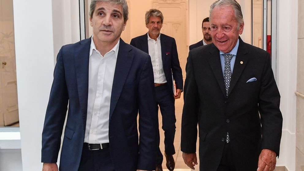 La UIA sale a respaldar ante la justicia la reforma laboral del Gobierno