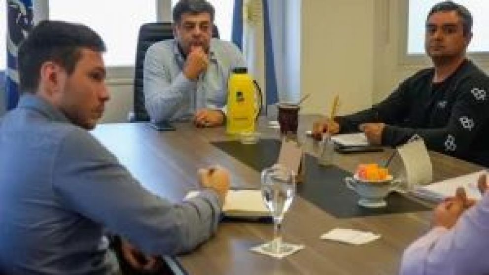 Fue a través de una reunión que mantuvo el ministro de la Producción, Gustavo Martínez, con la empresa pesquera Bentónicos de Argentina, que opera en la localidad de Puerto Deseado.