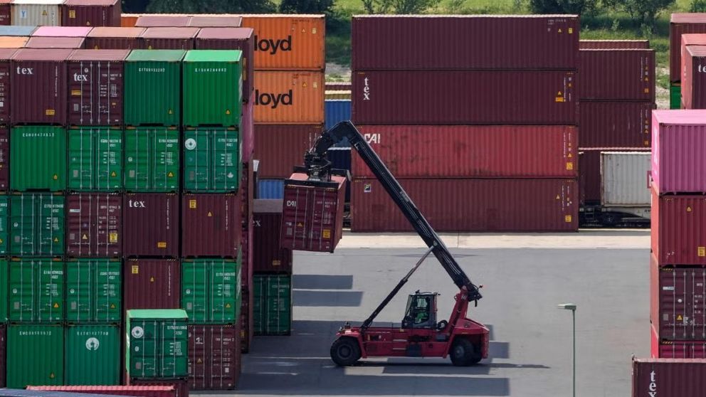 La caída de la demanda externa influyó en la caída de la economía