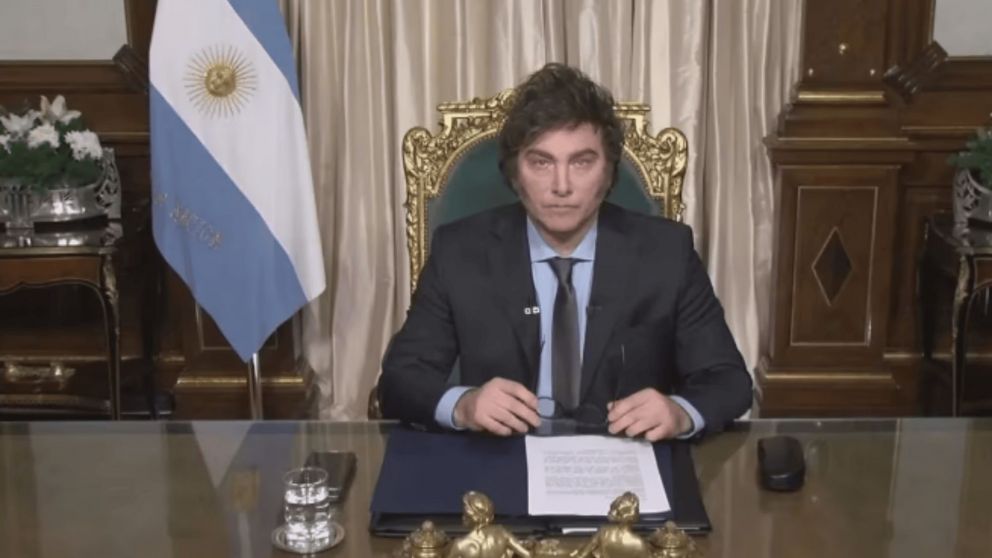 Suspenden la reforma laboral de Javier Milei