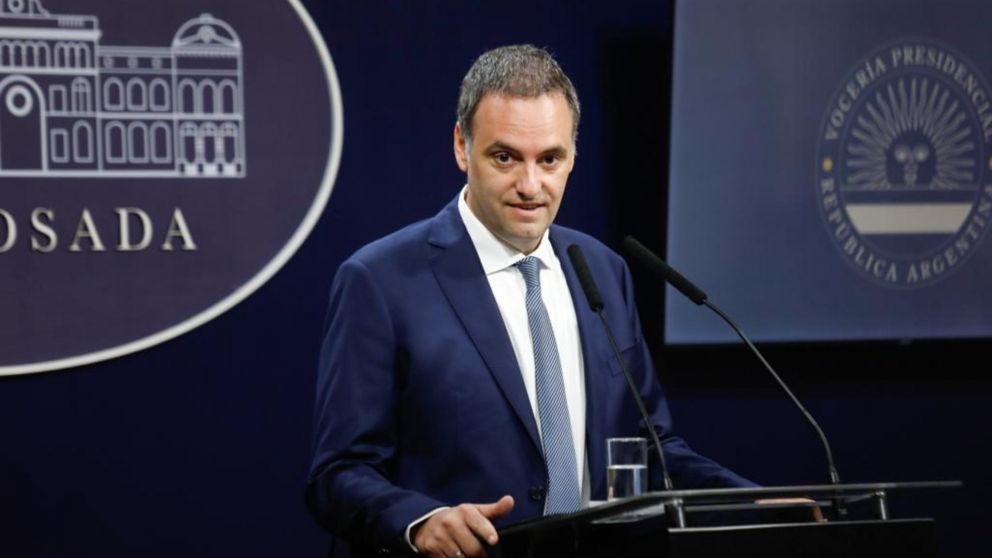 El fiscal federal Gerardo Pollicita suspendió la audiencia testimonial prevista para este jueves