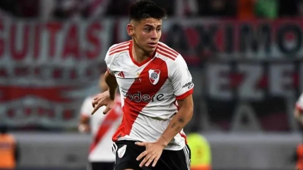 Echeverri no saldrá de River de manera inmediata