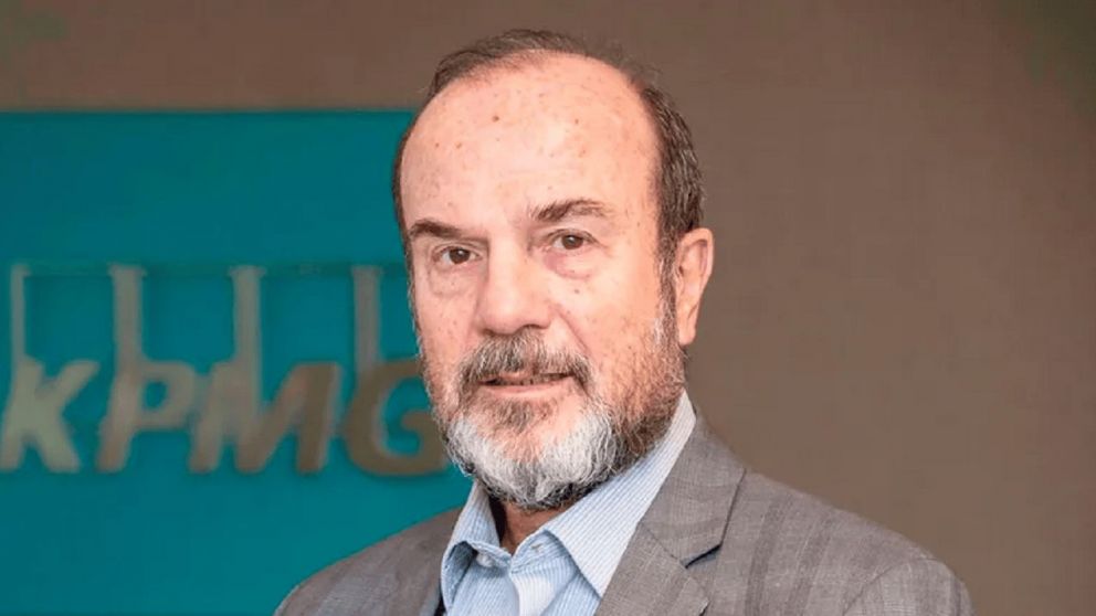 Ferraro, en el primer círculo de decisiones de Milei