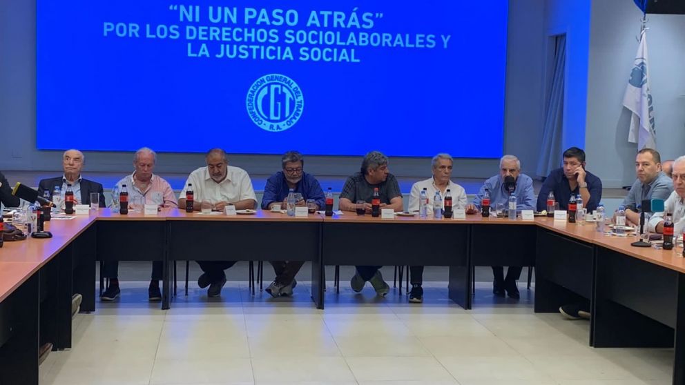 La CGT deliberó y advierte que no se quedará de brazos cruzados ante el ajuste