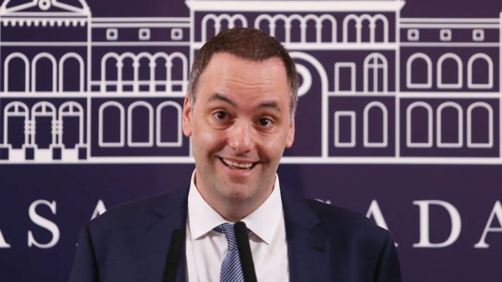 El jefe de Gabinete formaliz� la distribuci�n del Presupuesto 2026