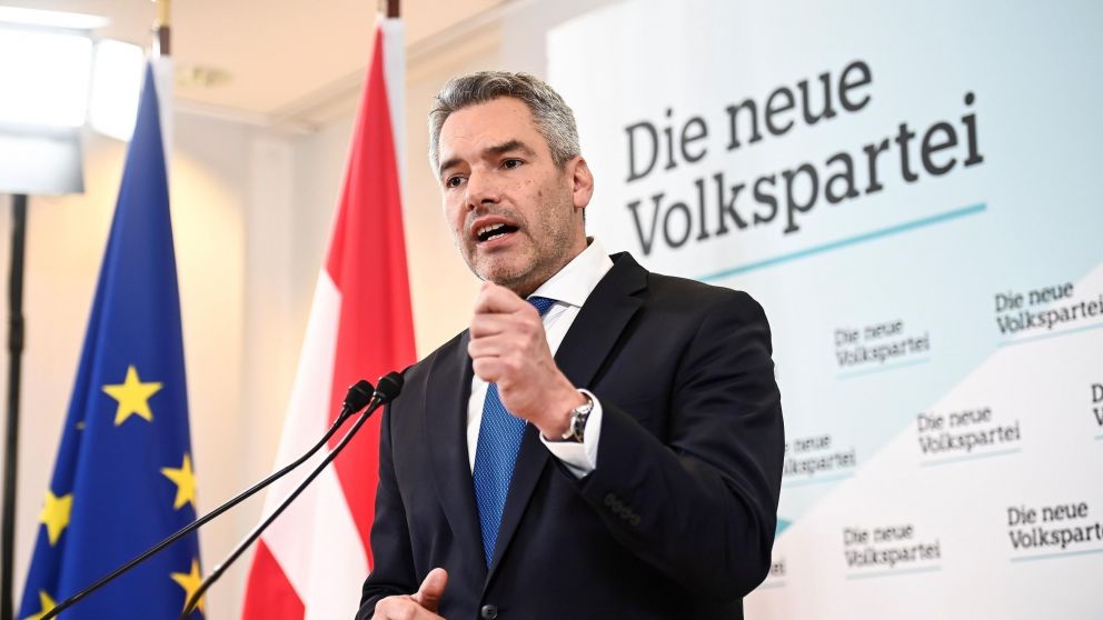 El canciller de Austria, Karl Nehammer, se negó a debatir el ingreso de Ucrania a la UE