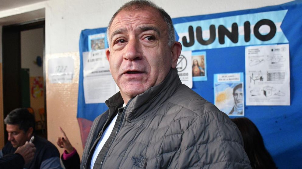 Luis Juez abandonó el Frente Cívico y se incorporó a La Libertad Avanza