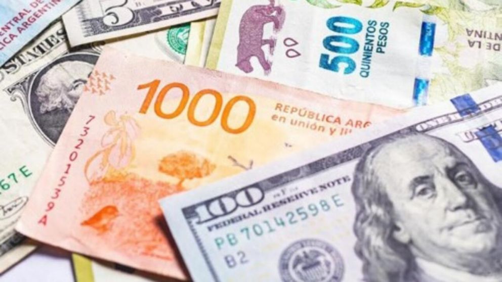 Los dólares paralelos volvieron a subir y los futuros a diciembre llegaron a $770