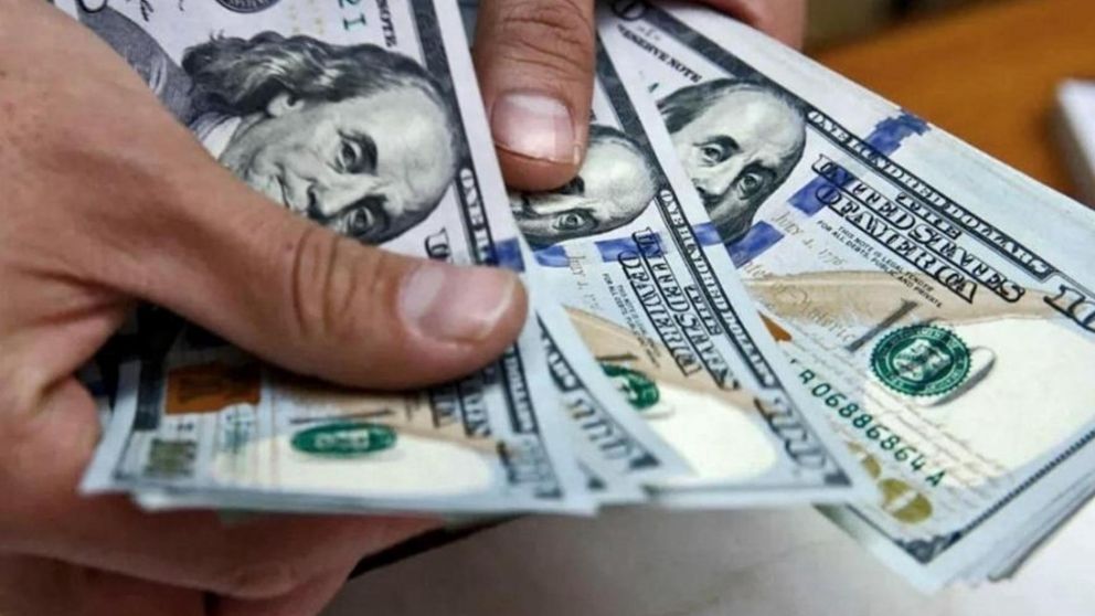 Impuesto dólar ahorro